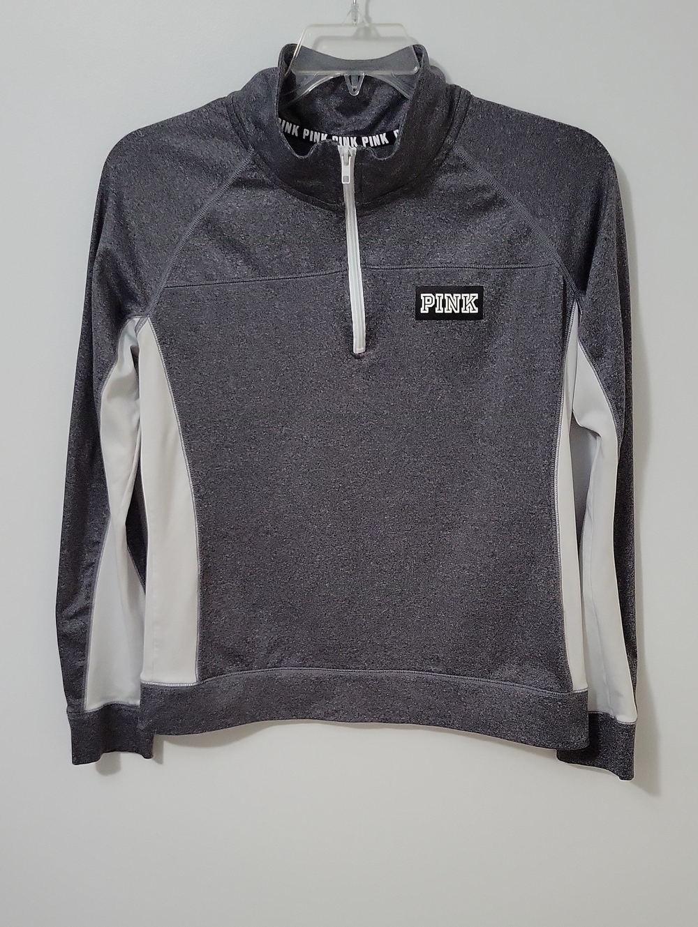 PINK Victoria's Secret Charcoal & White Quarter-Zip Pullover, Size Large